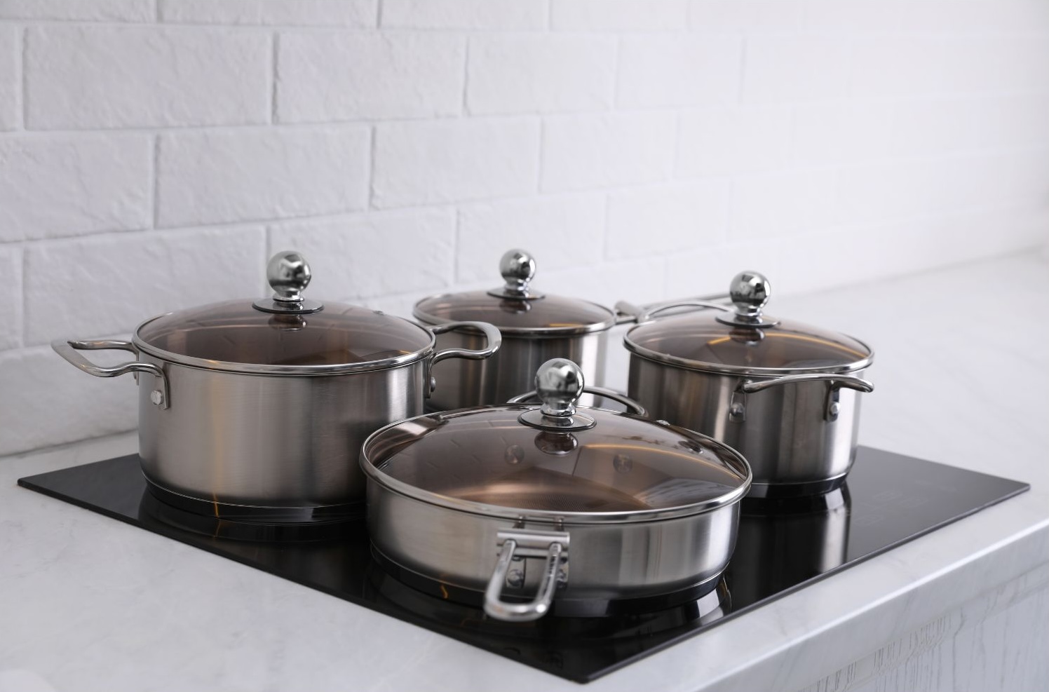Best Cookware Sets for Small Kitchens